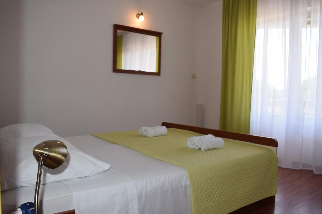Apartment Danijela Vodice Buitenkant foto