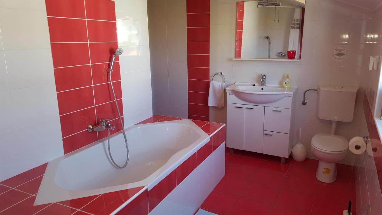 Apartment Danijela Vodice Buitenkant foto